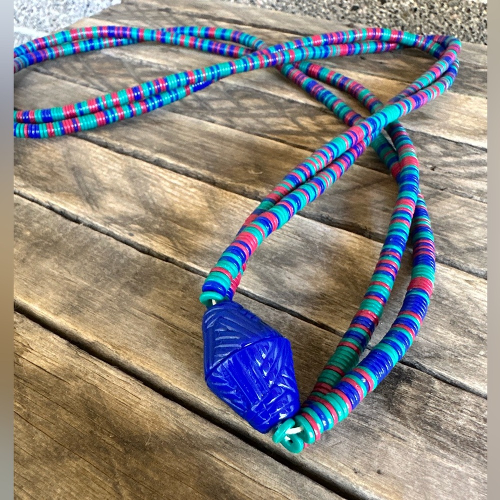 Vintage Avon Sirocco long double strand beaded necklace